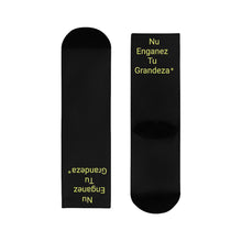 Load image into Gallery viewer, Espanol Crew Socks (EU)

