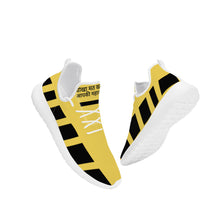 Load image into Gallery viewer, Hindi Lightweight Mesh Knit Sneaker - White
